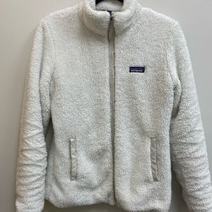 Excellent condition Patagonia zipper front high pile jacket, women’s medium.